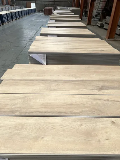Residential Use Plastic Tiles Click Vinyl Flooring PVC Lvp Lvt Plank Spc Waterproof Flooring